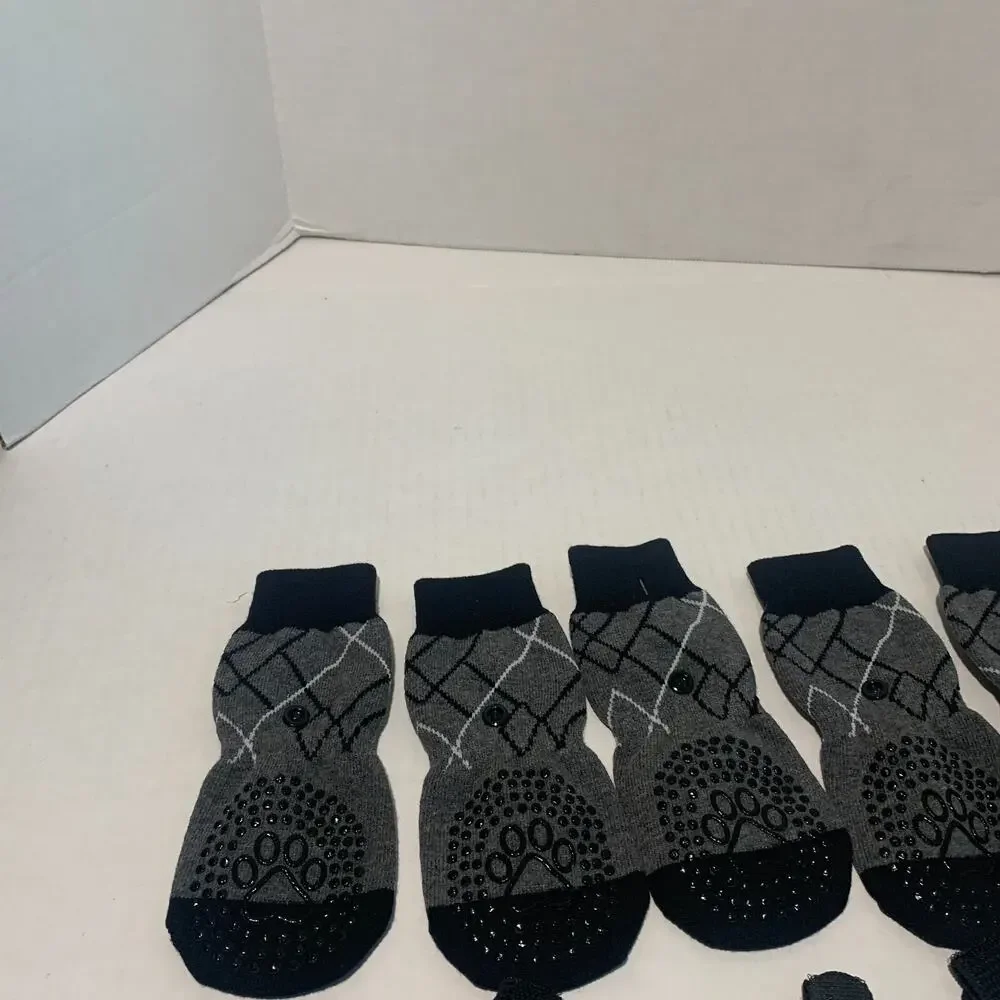 BEAUTYZOO Lot Of 3 Anti-Slip Dog Socks With Grips Traction Control